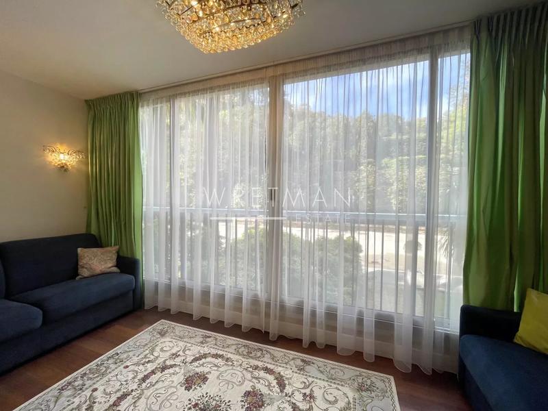 Appartement - 114 m² - 4 pièces