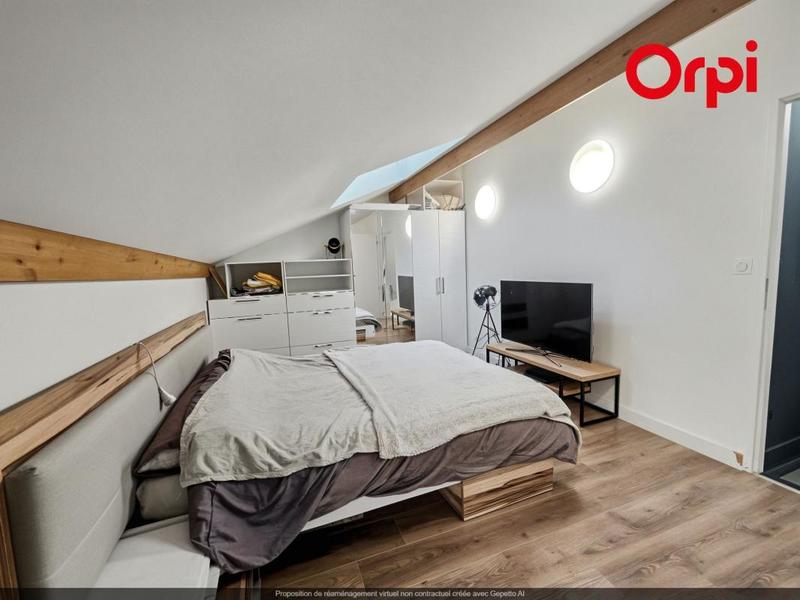 Maison - 110 m² - 4 pièces