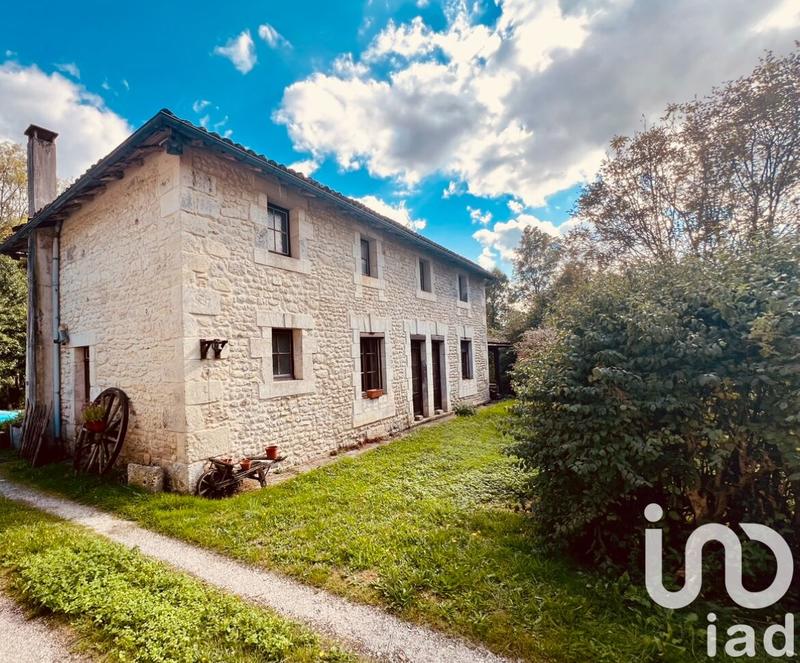 Maison - 200 m² - 6 pièces