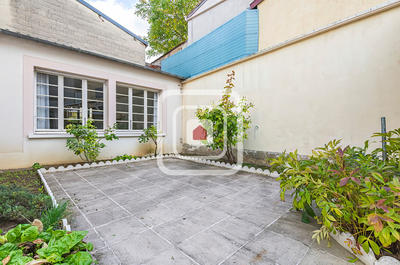 Maison - 160 m² - 5 pièces