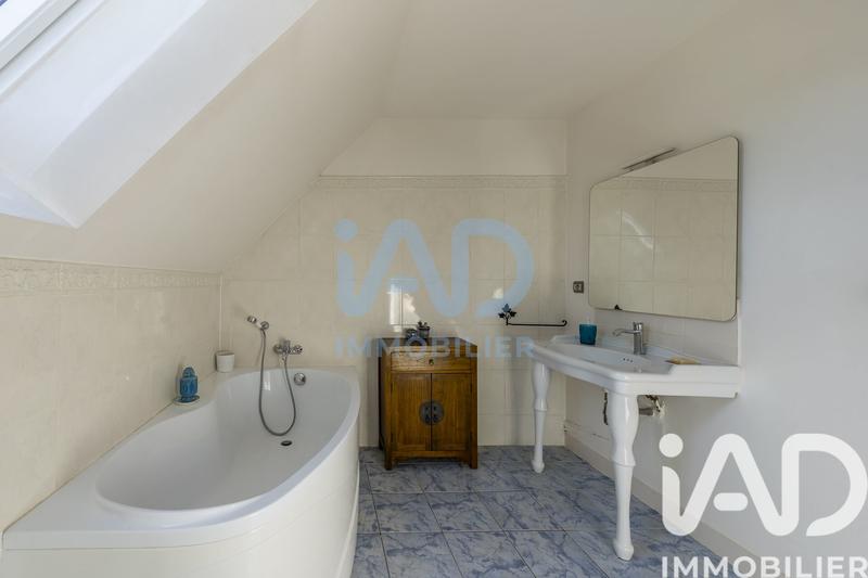 Maison - 135 m² - 7 pièces