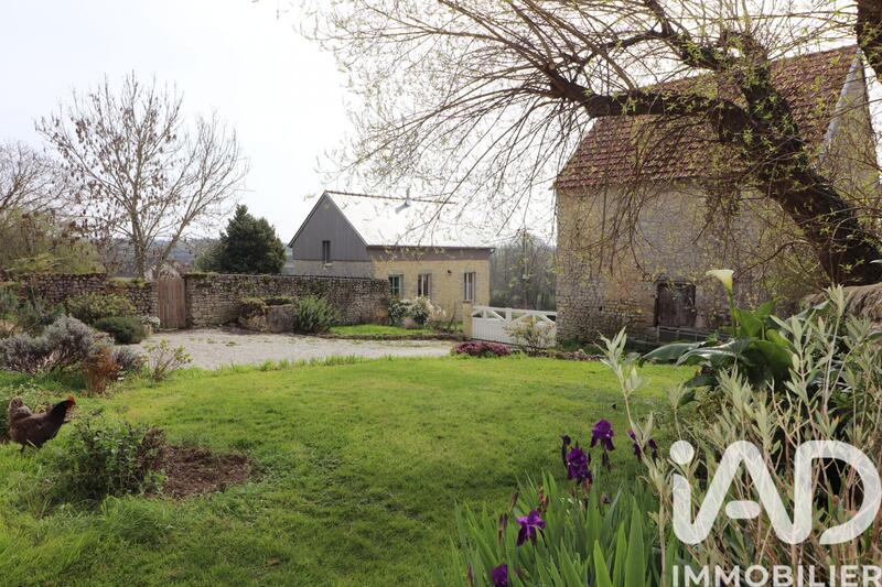 Maison - 171 m² - 9 pièces