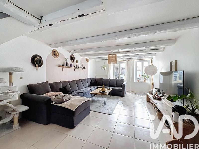 Maison - 247 m² - 6 pièces