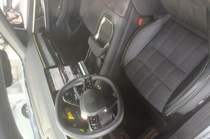 Renault Austral E-Tech full hybrid 200 Gsr2 Iconic