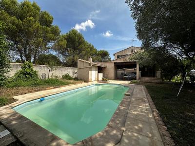 Maison - 143 m² - 5 pièces