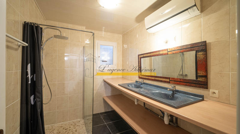 Villa - 460 m² - 14 pièces