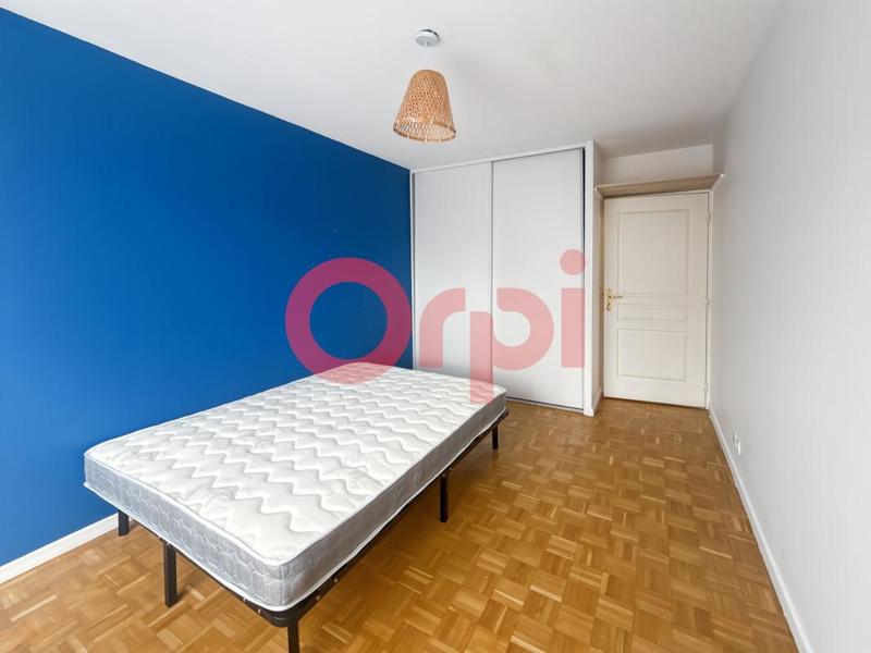 Appartement - 75 m² - 3 pièces