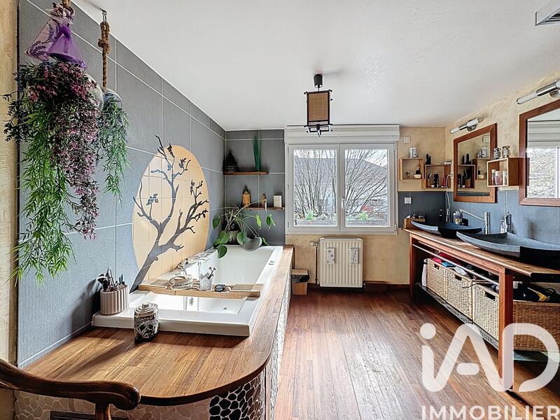 Maison de village - 107 m² - 4 pièces