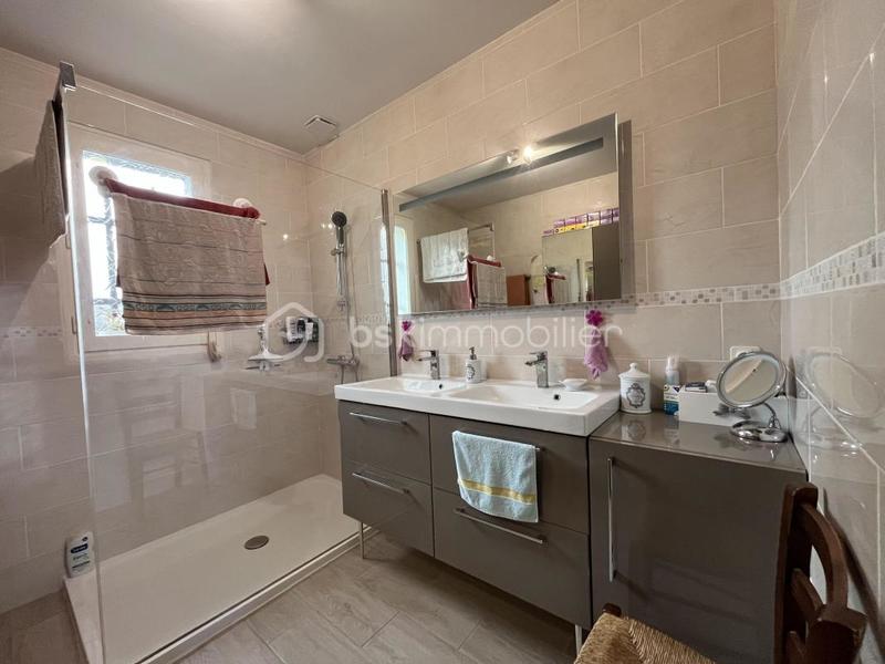 Maison - 138 m² - 7 pièces