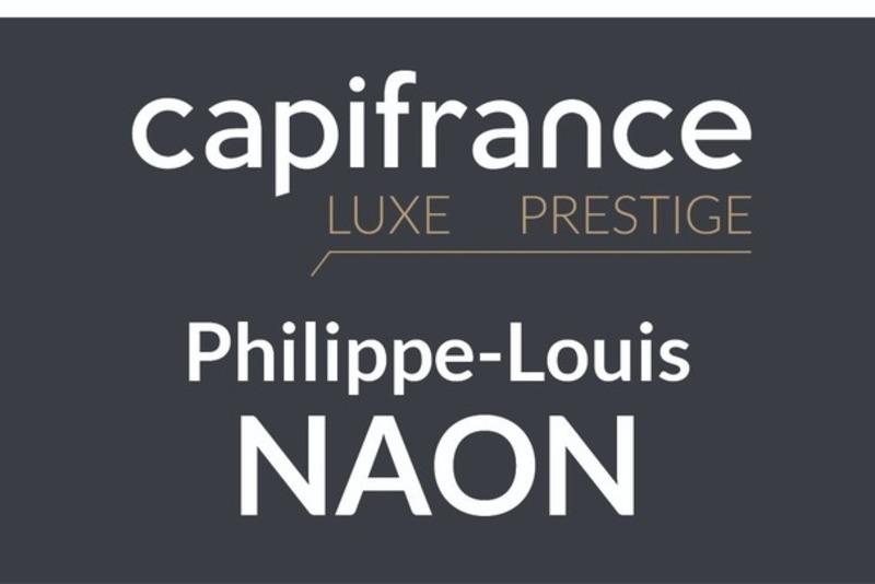 Maison - 243 m² - 8 pièces