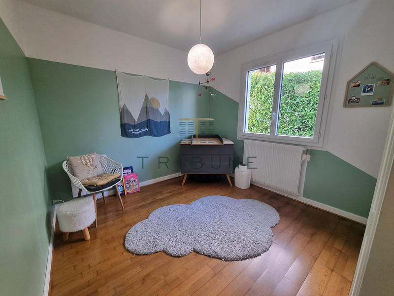 Maison - 96 m² - 4 pièces