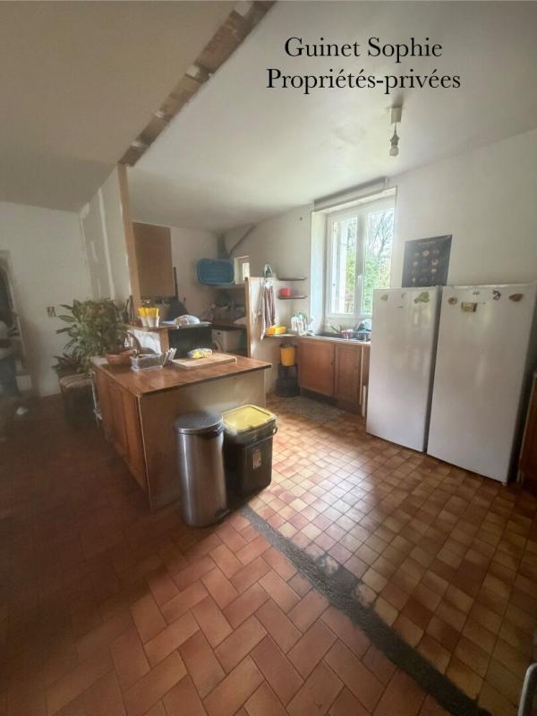 Maison - 332 m² - 14 pièces