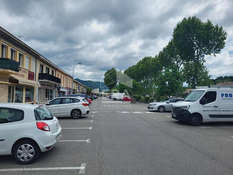 Fonds de commerce - 42 m²