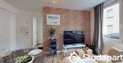 Chambre - 9 m² - 1 pièce