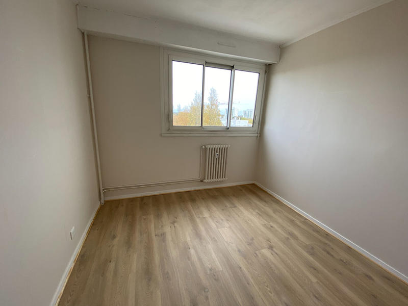 Appartement - 81 m² - 4 pièces