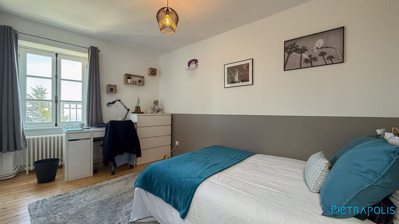 Maison ancienne - 247 m² - 9 pièces