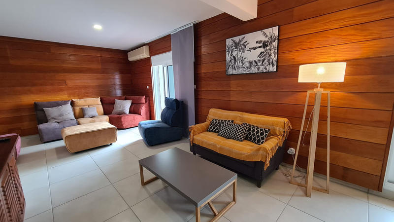 Appartement - 120 m² - 5 pièces