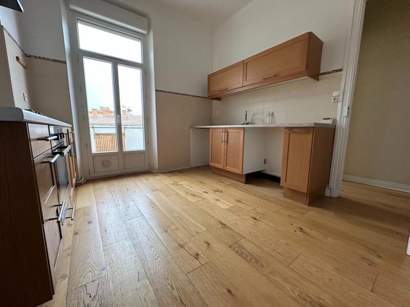 Appartement - 105 m² - 4 pièces
