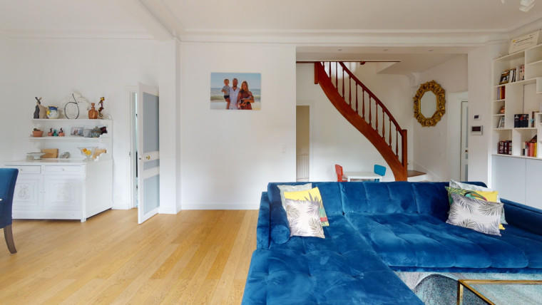 Maison - 185 m² - 7 pièces