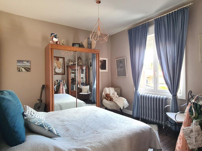 Maison - 212 m² - 6 pièces