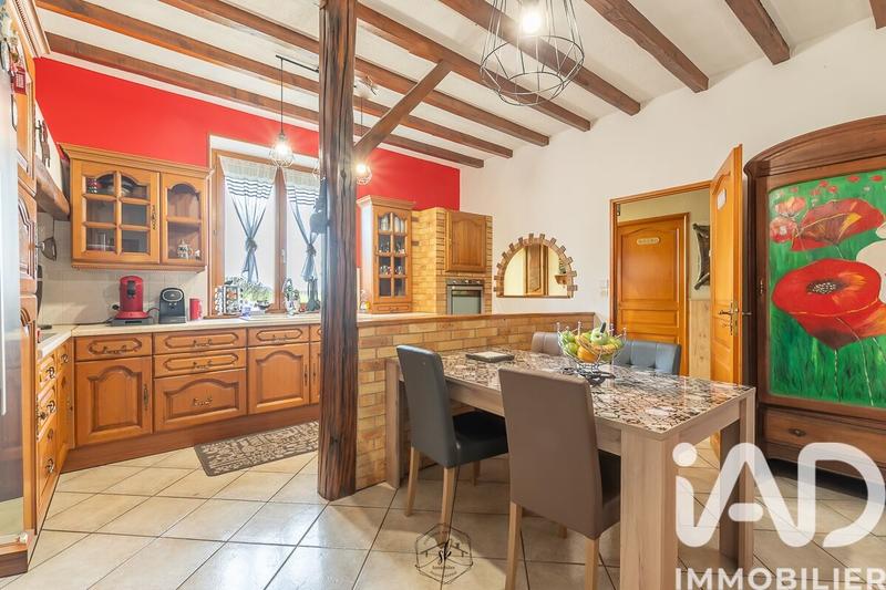 Maison - 168 m² - 7 pièces