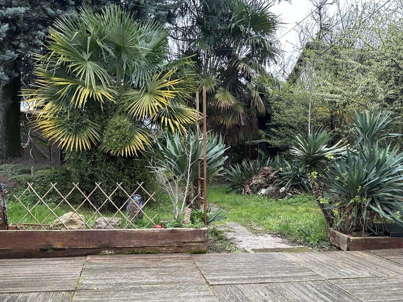 Maison - 94 m² - 5 pièces