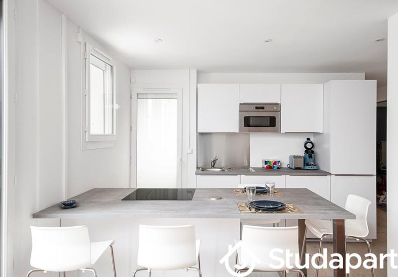 Chambre - 14 m² - 1 pièce