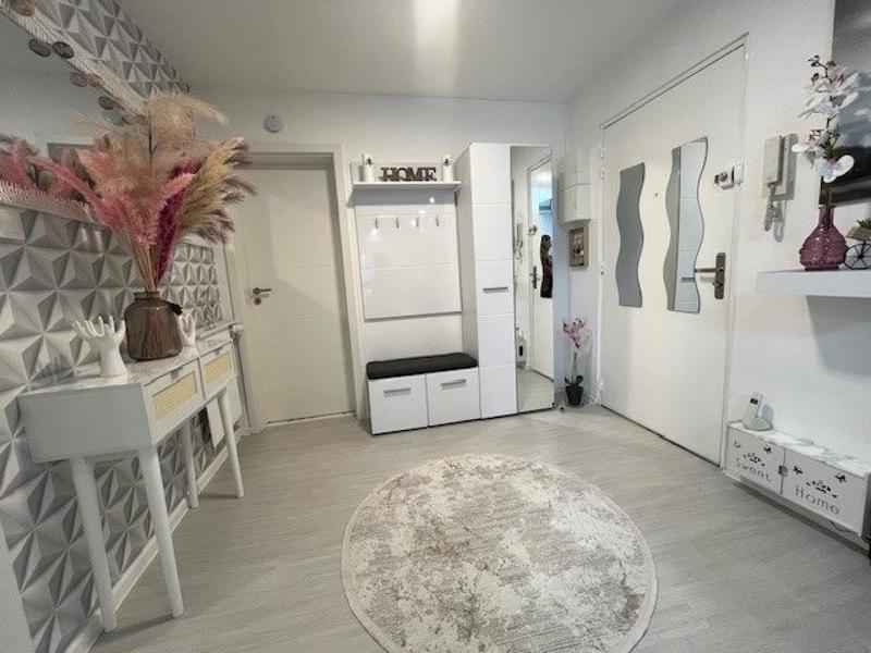 Appartement - 86 m² - 4 pièces