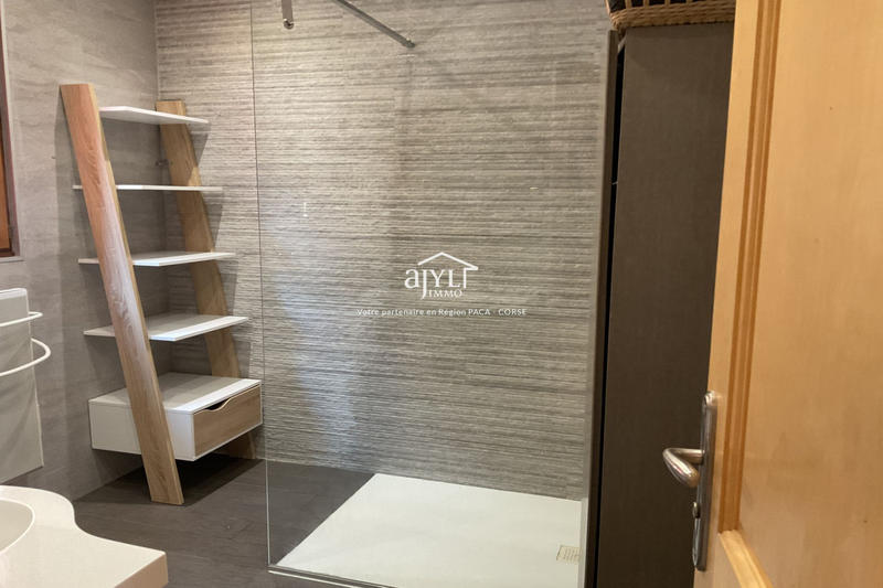 Maison - 134 m² - 5 pièces