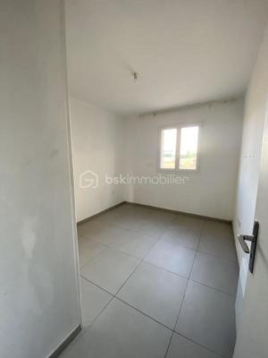 Maison traditionnelle - 102 m² - 5 pièces