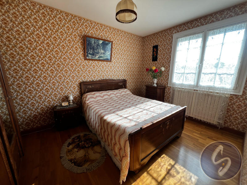 Maison - 128 m² - 7 pièces