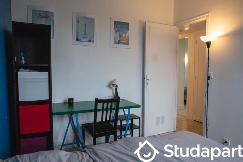 Chambre - 9 m² - 1 pièce