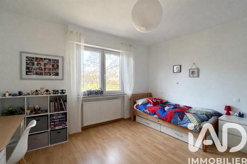 Maison - 180 m² - 7 pièces