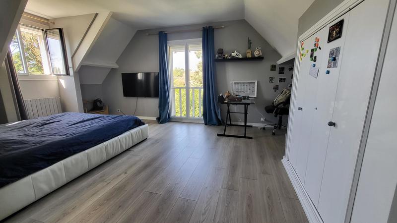 Maison contemporaine - 290 m² - 8 pièces