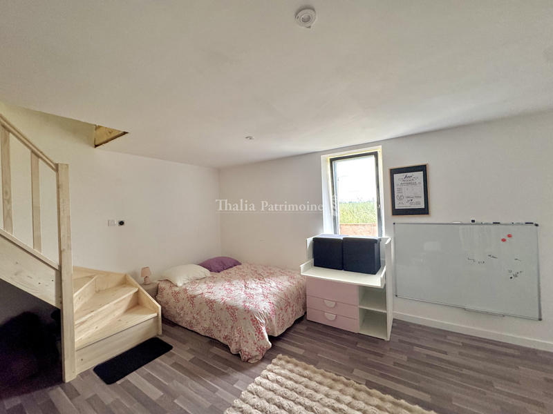 Maison - 192 m² - 7 pièces