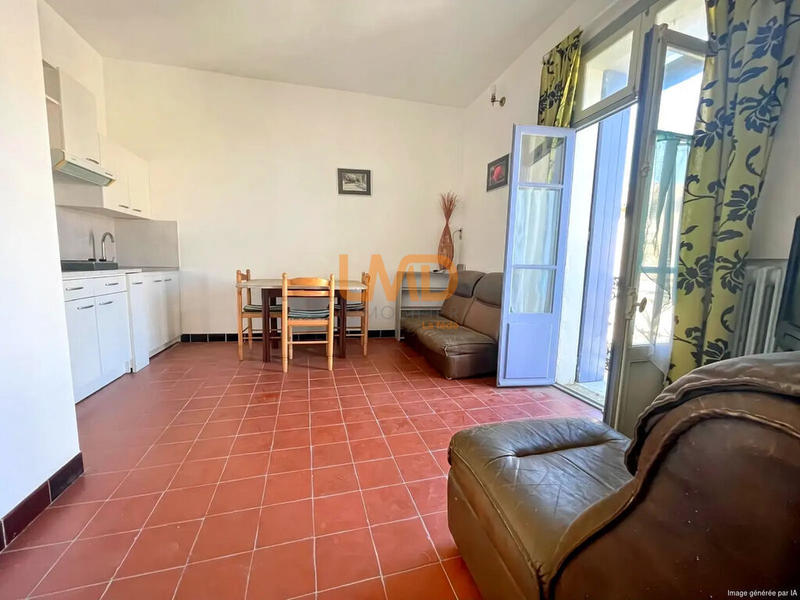 Demeure - 247 m² - 14 pièces