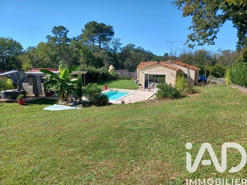 Maison - 169 m² - 8 pièces