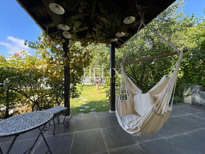 Maison - 163 m² - 9 pièces