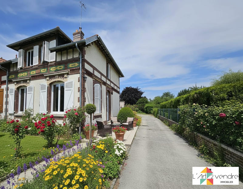 Maison traditionnelle - 140 m² - 5 pièces