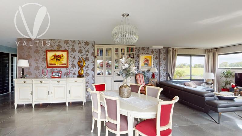 Maison contemporaine - 200 m² - 7 pièces