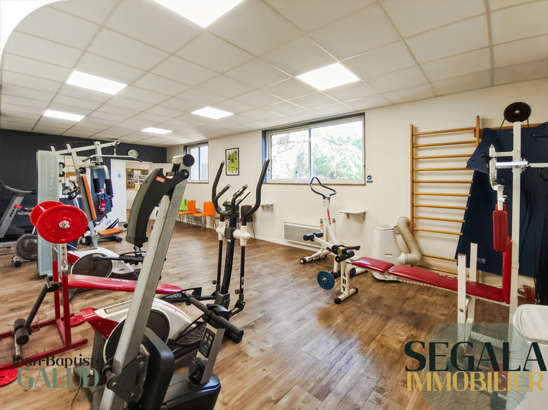 Local commercial - 420 m²