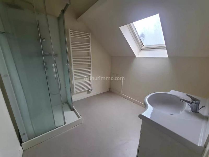 Maison - 104 m² - 4 pièces