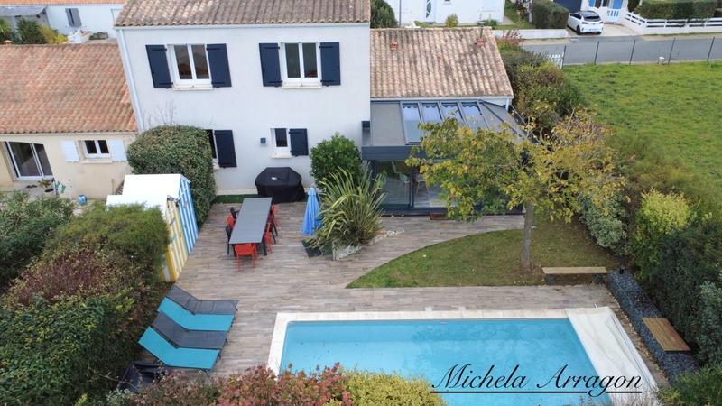 Maison - 152 m² - 7 pièces