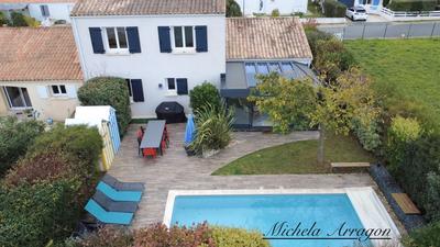 Maison - 152 m² - 7 pièces