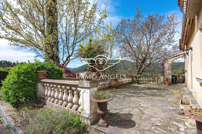 Maison traditionnelle - 135 m² - 7 pièces