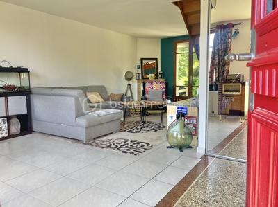 Maison bourgeoise - 108 m² - 6 pièces