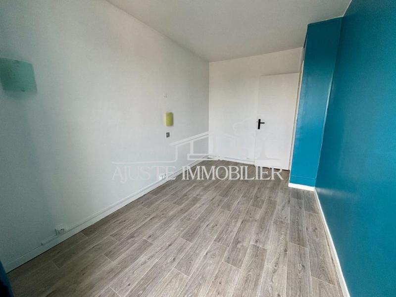 Appartement - 92 m² - 5 pièces