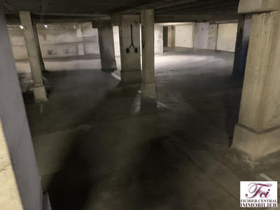 Parking / Garage - 12 m²