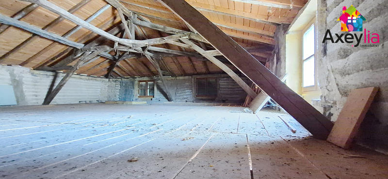 Maison - 165 m² - 8 pièces