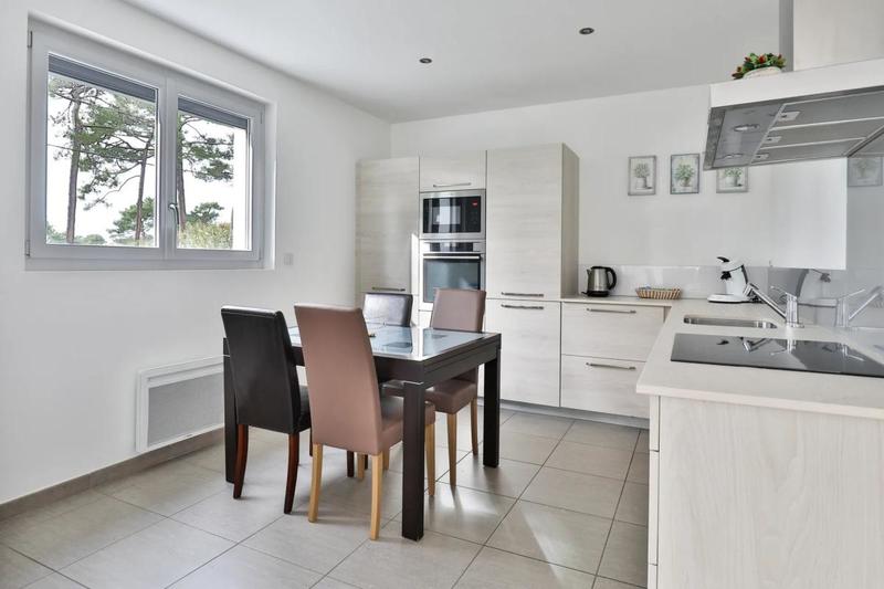 Maison - 120 m² - 4 pièces